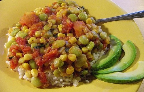 Tomatican z ryżem i awokado