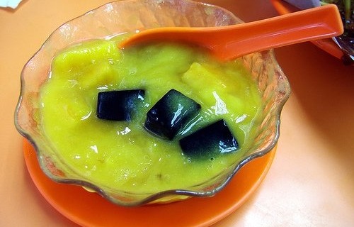 Pudding z mango i awokado