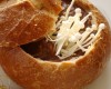 Zupa chlebowa z fasolą i grzybami enoki