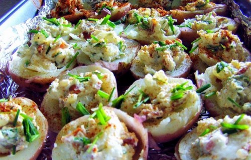 Ziemniaki nadziewane serem i bekonem