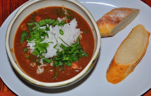 Zupa pomidorowa z ryżem i kurczakiem
