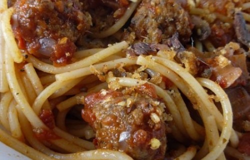 Spaghetti z pulpetami
