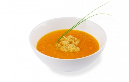 Zupa marchewkowa z komosą ryżową
