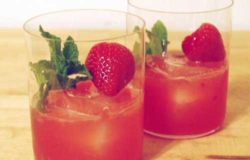 Drink rabarbarowo-truskawkowy