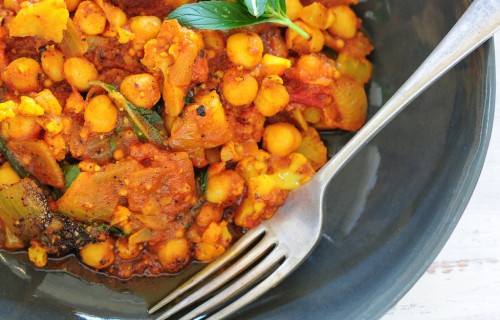 Curry warzywne z cieciorką