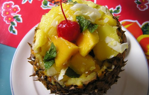 Sałatka z ananasa i mango