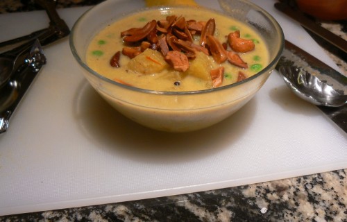 Zupa ananasowo-grzybowa z curry