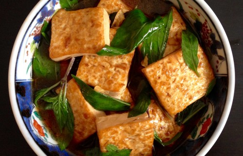 Tofu smażone z bazylią